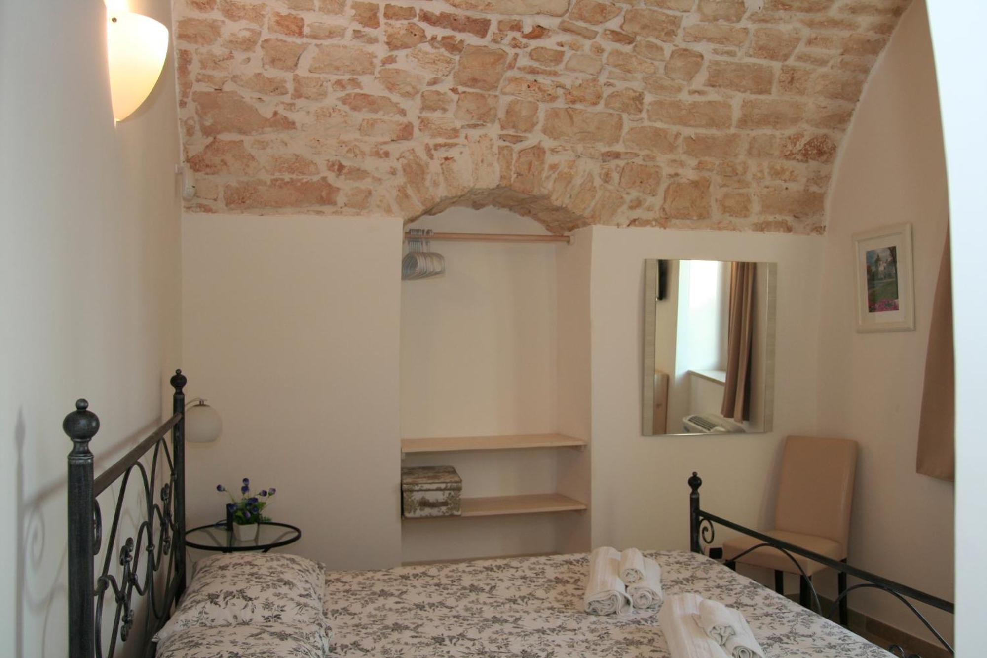 Bed and Breakfast La Dimora Gigante à Castellana Grotte Chambre photo